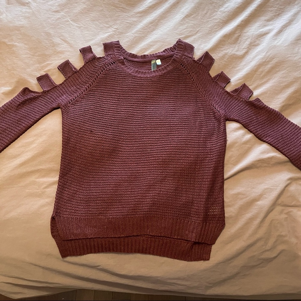 Women’s Burgundy Sweater